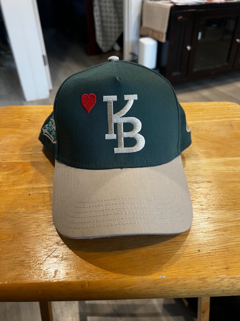 Kozy Budz Hat